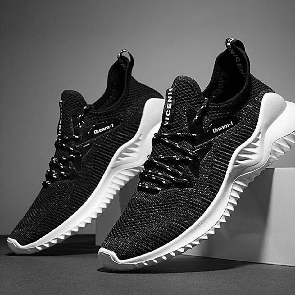 UrbanEdge Sneakers-Melbourne Meadow